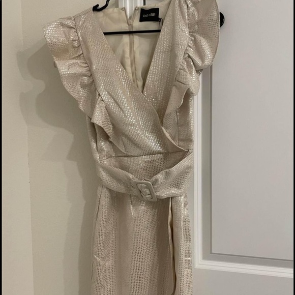 Champagne dress - Picture 3 of 4